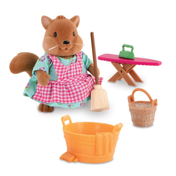 & Housekeeping Set Mini Toy Kitchen Li'l Woodzeez