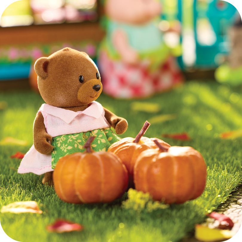 Lil Woodzeez Healthnuggle Bear Figurines