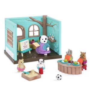 Nursery playset with animal figurines